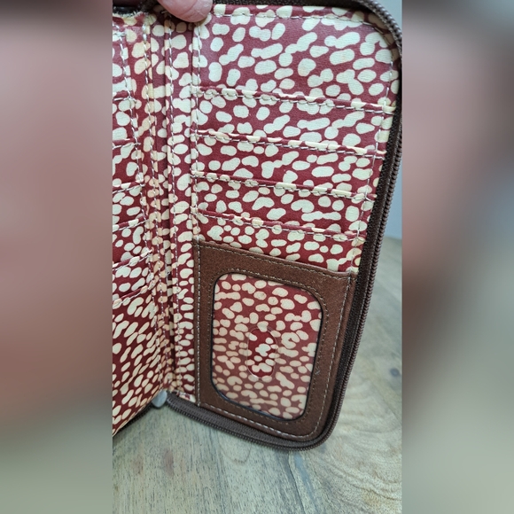 FOSSIL Key -Per Coated Canvas Multicolor Floral Wallet - Picture 14 of 15